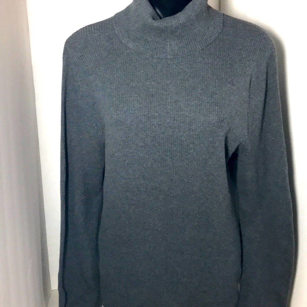2xx Turtleneck sweater